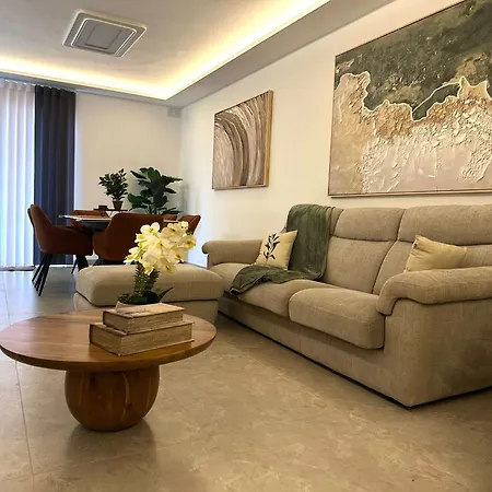 Panoramic Sea & Valley View 2br Sleeps 4 Apartman *